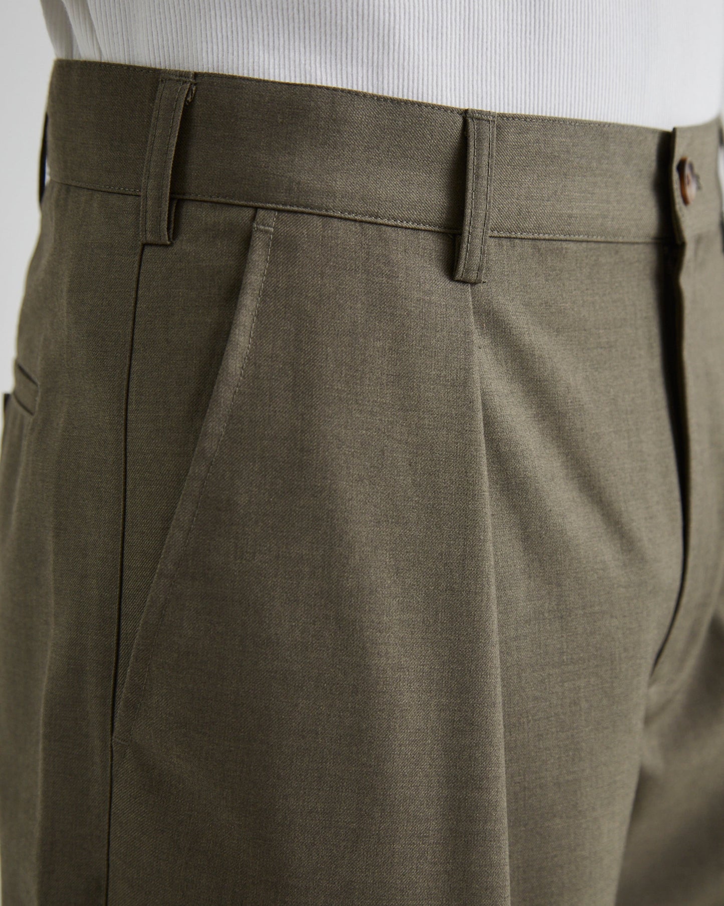 SOHO PLEATED PANTS
